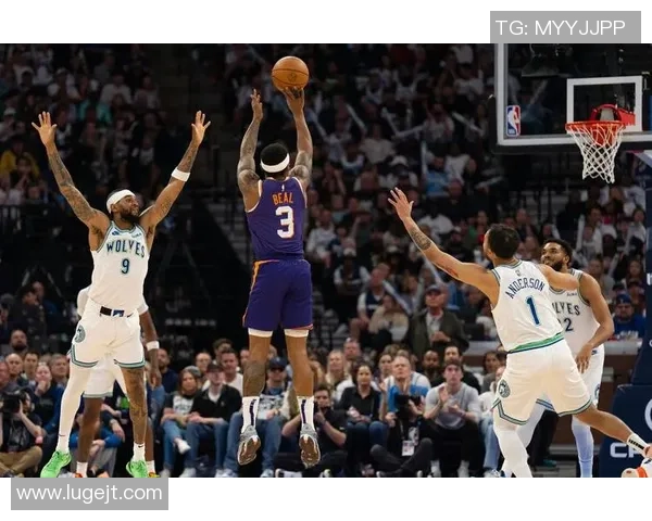 菲尼克斯太阳队崛起之路：重建赛季中的挑战与机遇